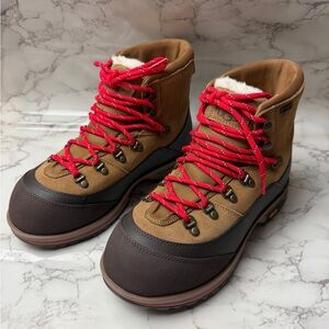 UGG W Brecken Lace Women’s US Size 8,5